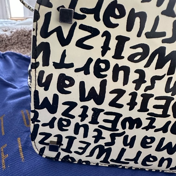 Stuart Weitzman patent leather bag - Picture 5 of 9